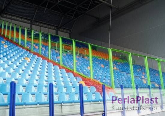 Kunststof ruiten in stadions en dug-outs