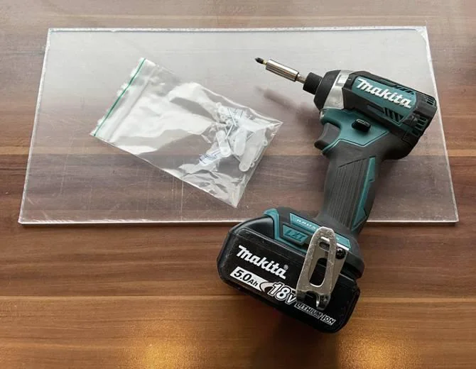 [AUTO] Zelf deur isoleren met kunststof