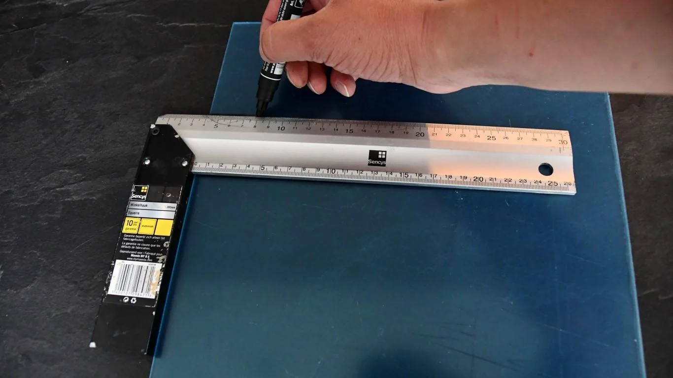 [AUTO] Zelf een opbergplankje maken