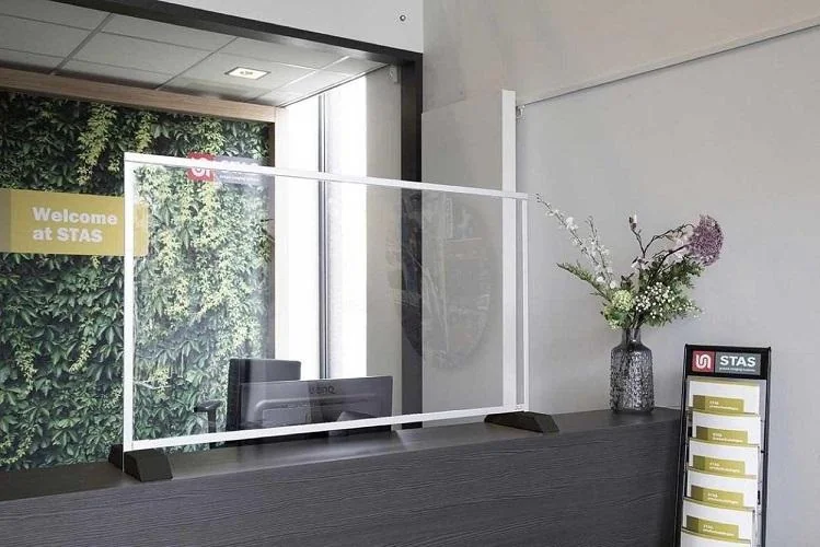 [AUTO] Kunststof uitgelicht: Wat is Acrylaat?