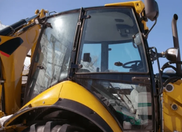 [AUTO] Kunststof ruit voor een landbouwmachine